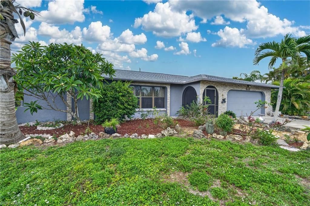2233 SW 4th St , Cape Coral, FL 33991 Photo