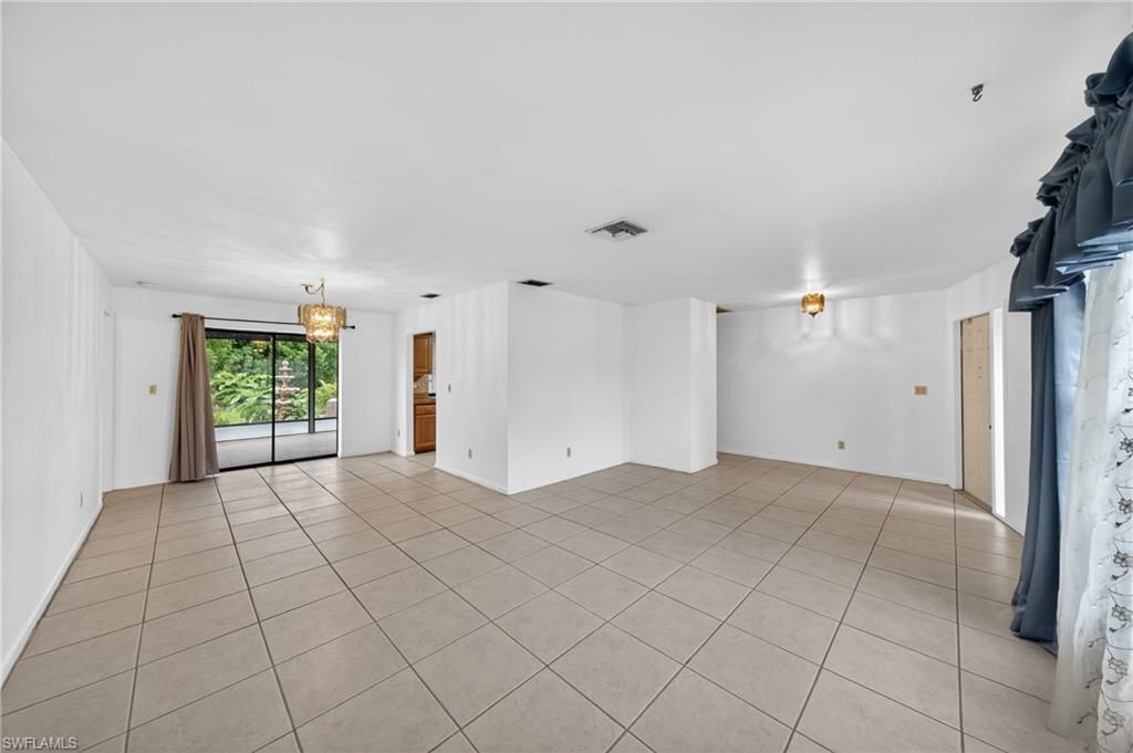 2233 SW 4th St , Cape Coral, FL 33991 Photo