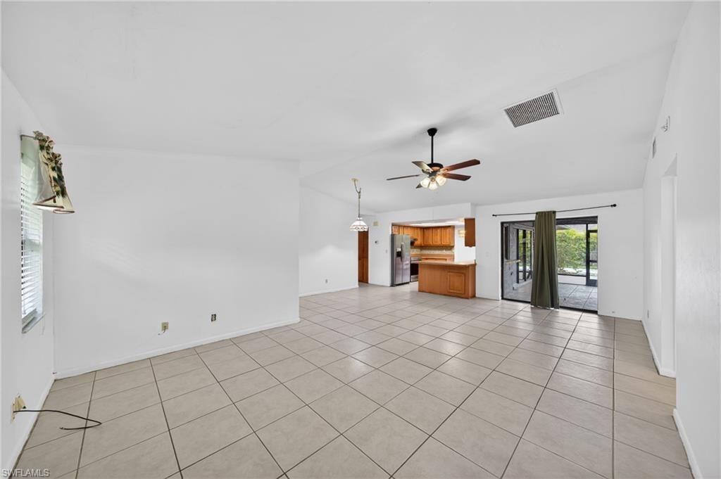 2233 SW 4th St , Cape Coral, FL 33991 Photo