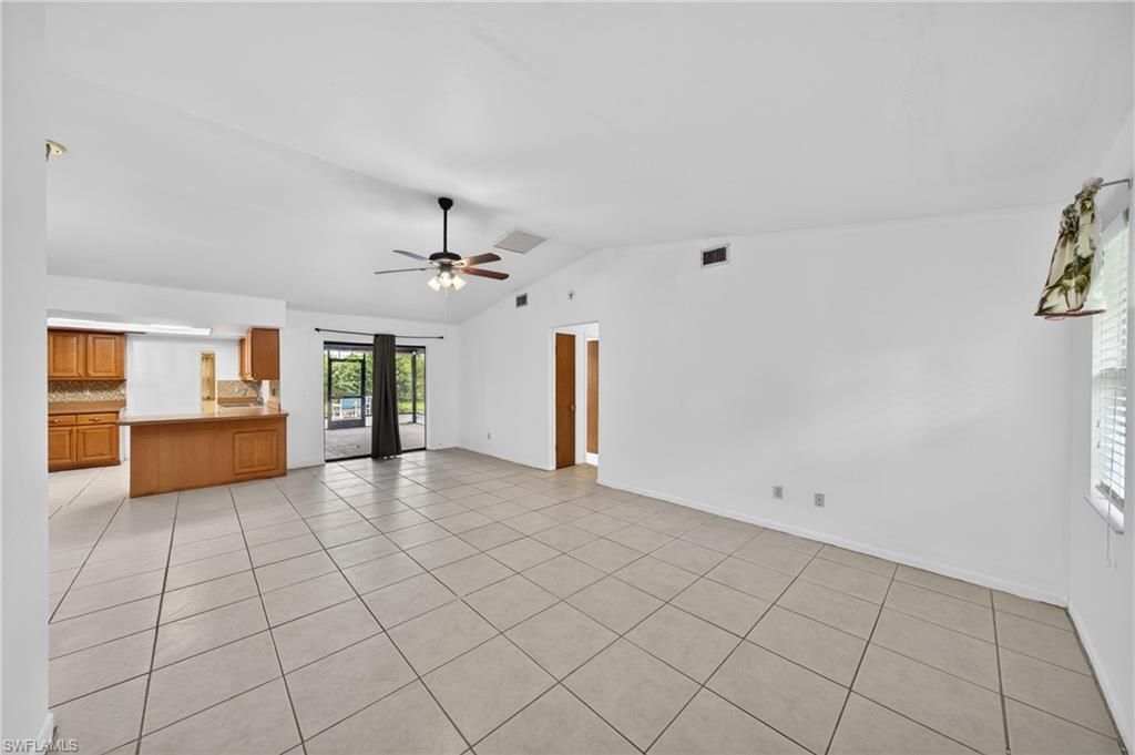 2233 SW 4th St , Cape Coral, FL 33991 Photo