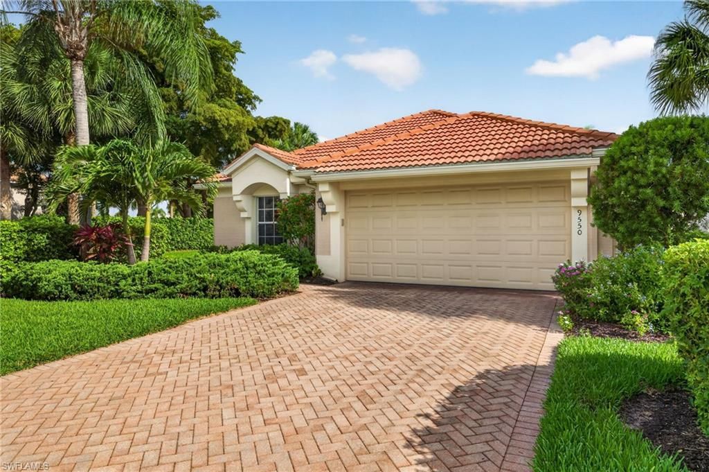 9550 Hemingway Ln, Fort Myers, FL 33913 Photo