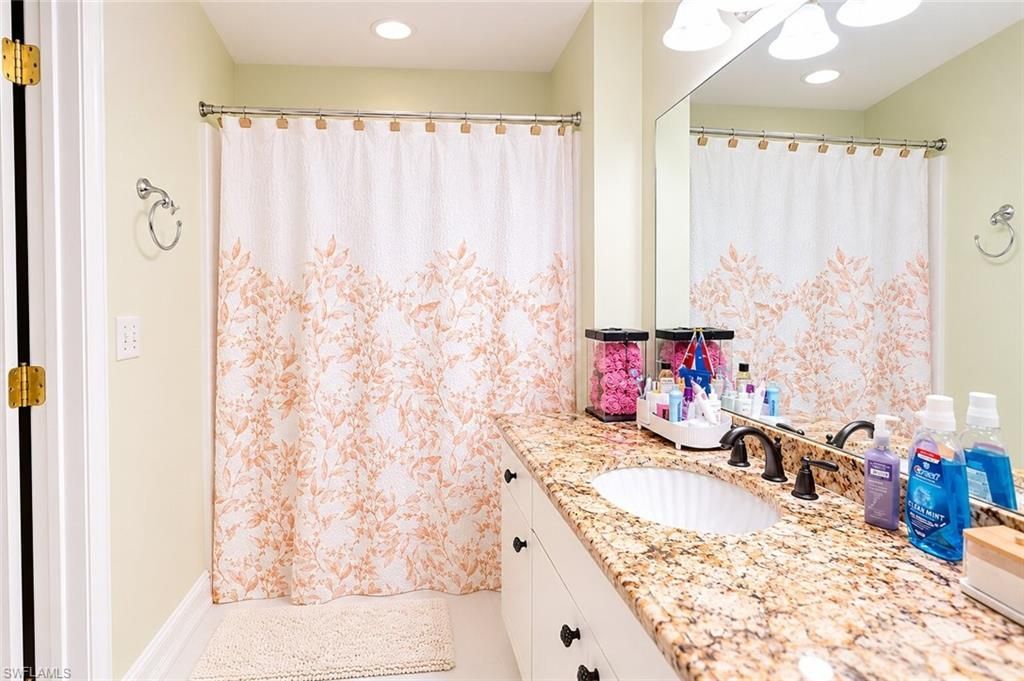 507 Diplomat Pkwy E, Cape Coral, FL 33909 Photo