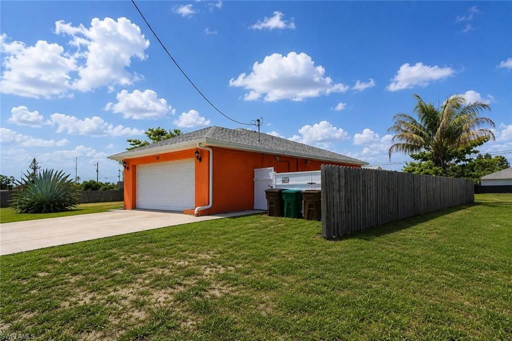 507 Diplomat Pkwy E, Cape Coral, FL 33909 Photo