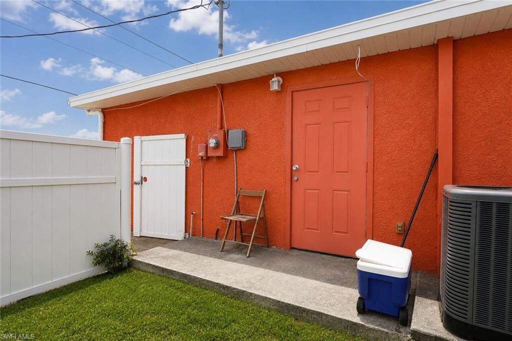 507 Diplomat Pkwy E, Cape Coral, FL 33909 Photo
