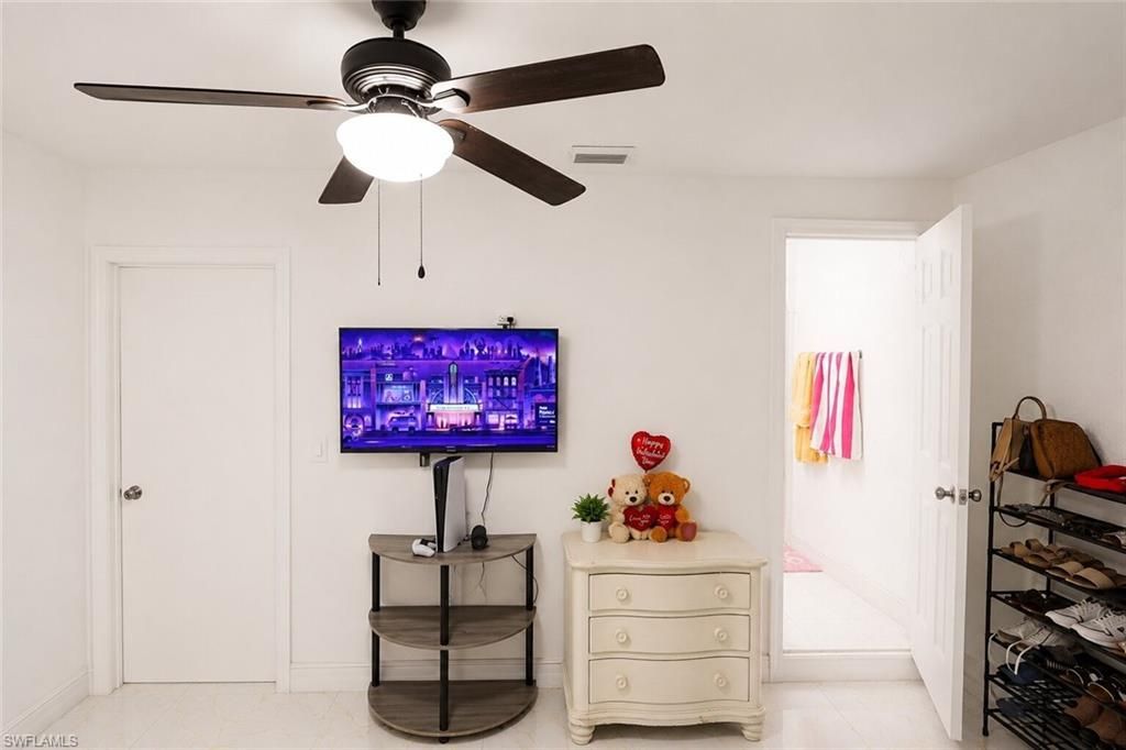 507 Diplomat Pkwy E, Cape Coral, FL 33909 Photo