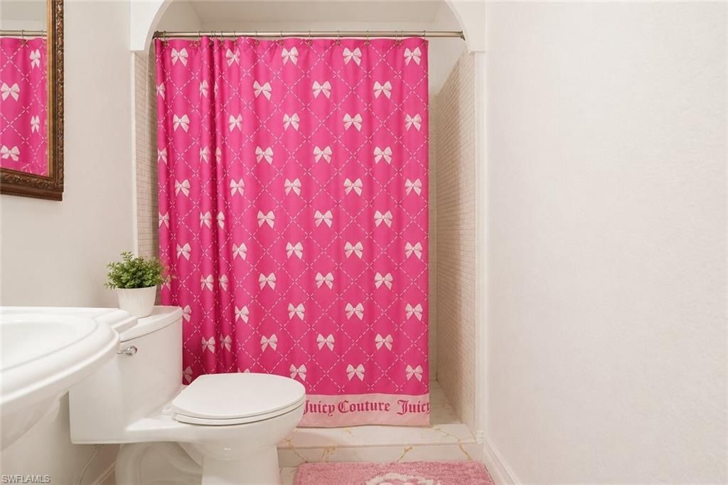 507 Diplomat Pkwy E, Cape Coral, FL 33909 Photo
