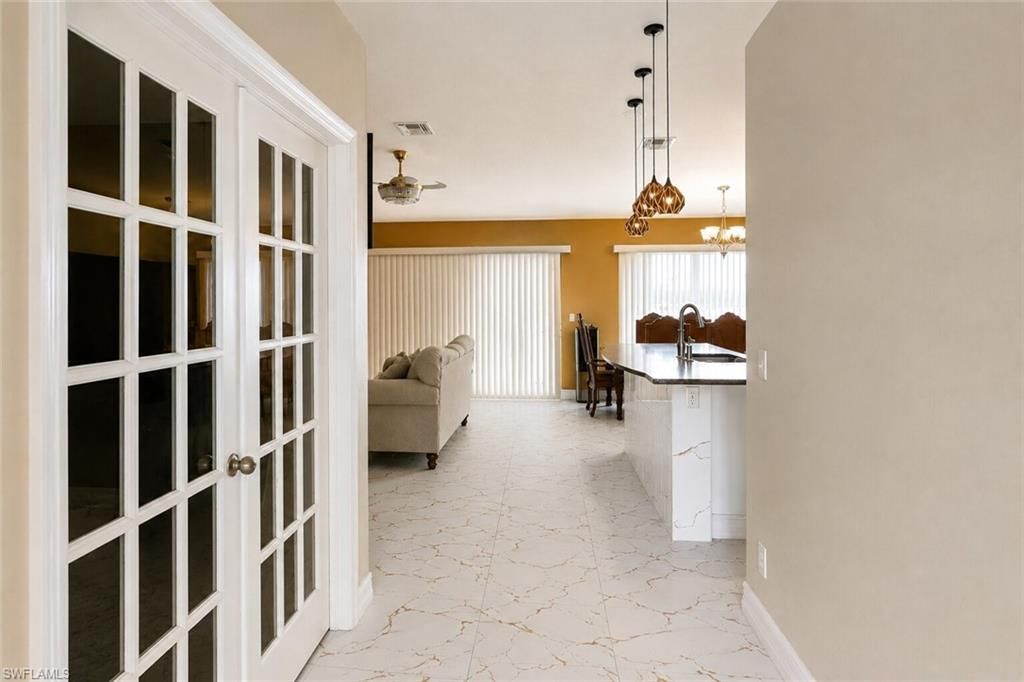 507 Diplomat Pkwy E, Cape Coral, FL 33909 Photo