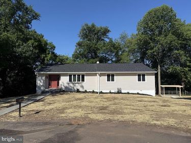 48 WALTERS LANE, ROYERSFORD, PA 19468