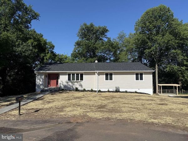 48 WALTERS LANE , ROYERSFORD, PA 19468