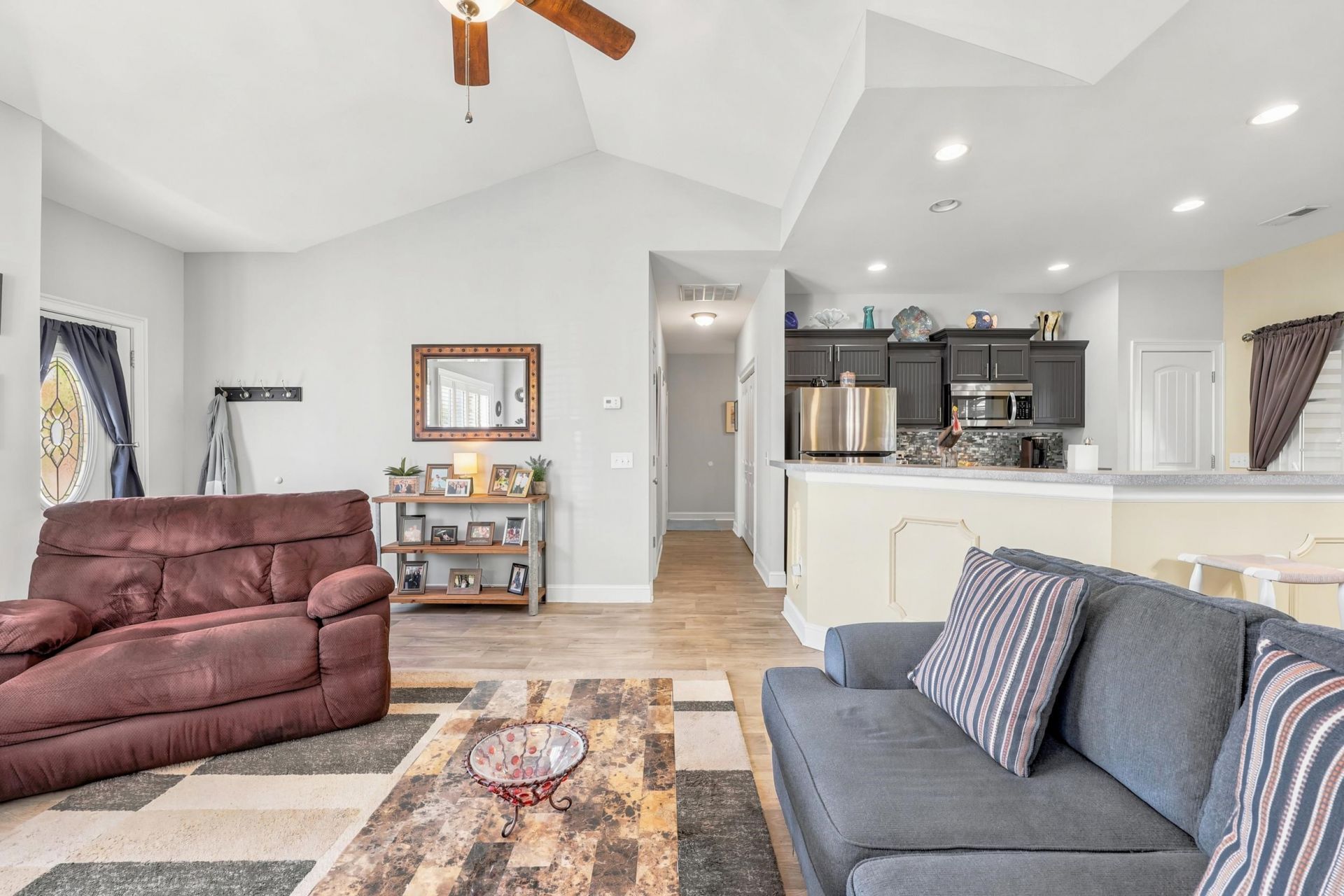 529 Irees Way  Photo 6