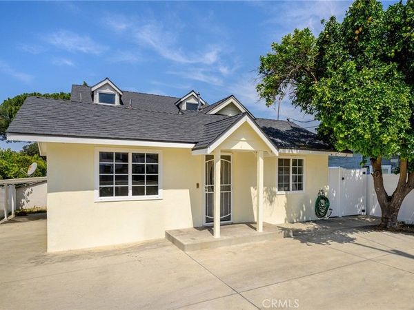 10227 Helendale Avenue , Tujunga, CA 91042