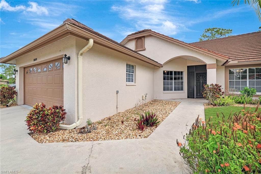 5859 Westbourgh Ct, Naples, FL 34112 Photo