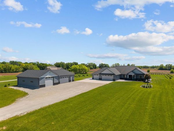 3007 WINNEGAMIE DRIVE, Appleton, WI 54914