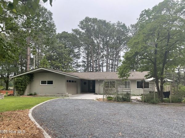164 Pine Lake Drive , Whispering Pines, NC 28327