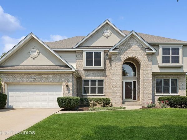 2327 Flat Rock Court , Naperville, IL 60564