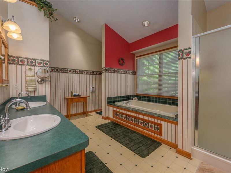 8745 Broadview Road, Broadview Heights, OH 44147 Photo 12