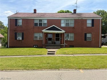 47 Parkgate, Austintown, OH 44515