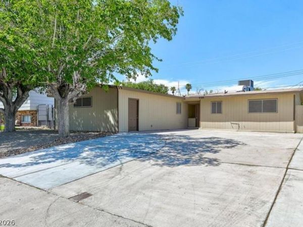 6320 Shawnee Avenue, Las Vegas, NV 89107