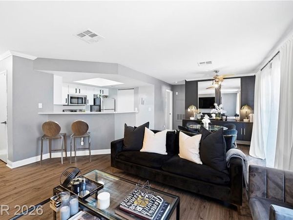 8600 W Charleston Boulevard, Unit 1058, Las Vegas, NV 89117
