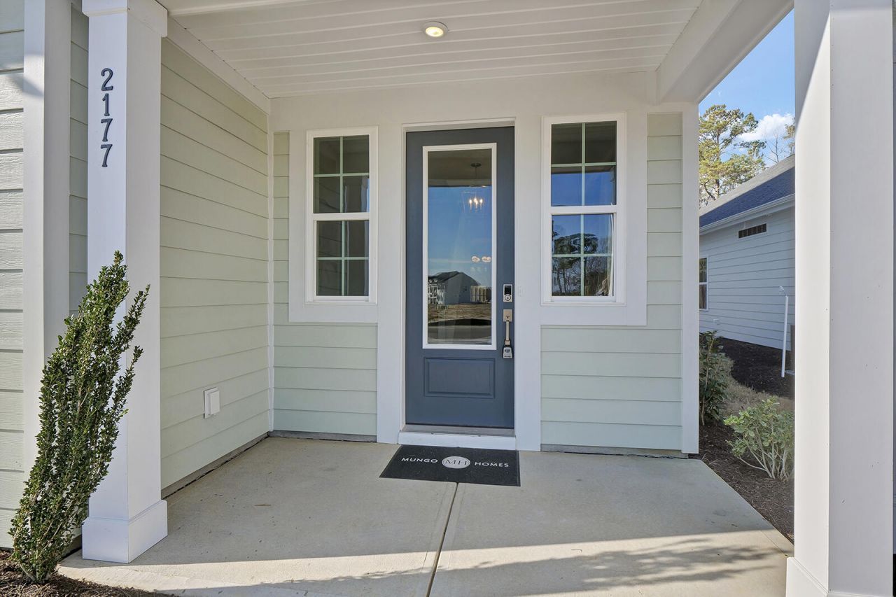 222 Crosswick Street Photo 4