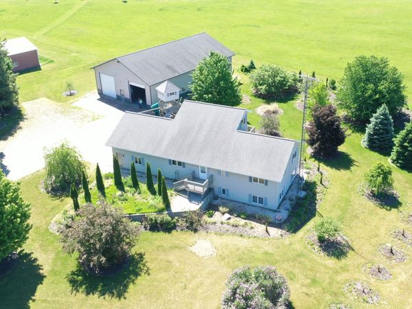 2861 W Polk Road, Hart, MI 49420