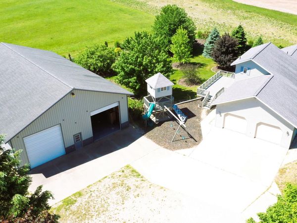 2861 W Polk Road, Hart, MI 49420