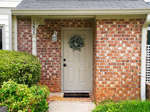 1208 Shiloh Circle NW, Kennesaw, GA 30144