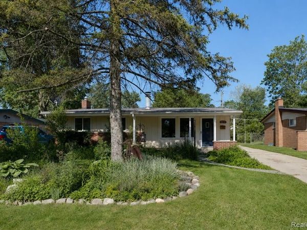 9101 Merriman Road, Livonia, MI 48150