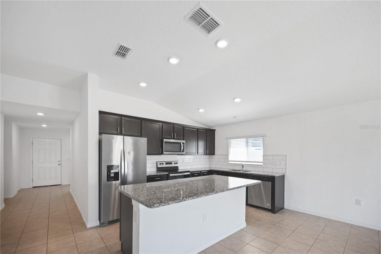 3540 74th Avenue Circle E, Sarasota, FL 34243 Photo