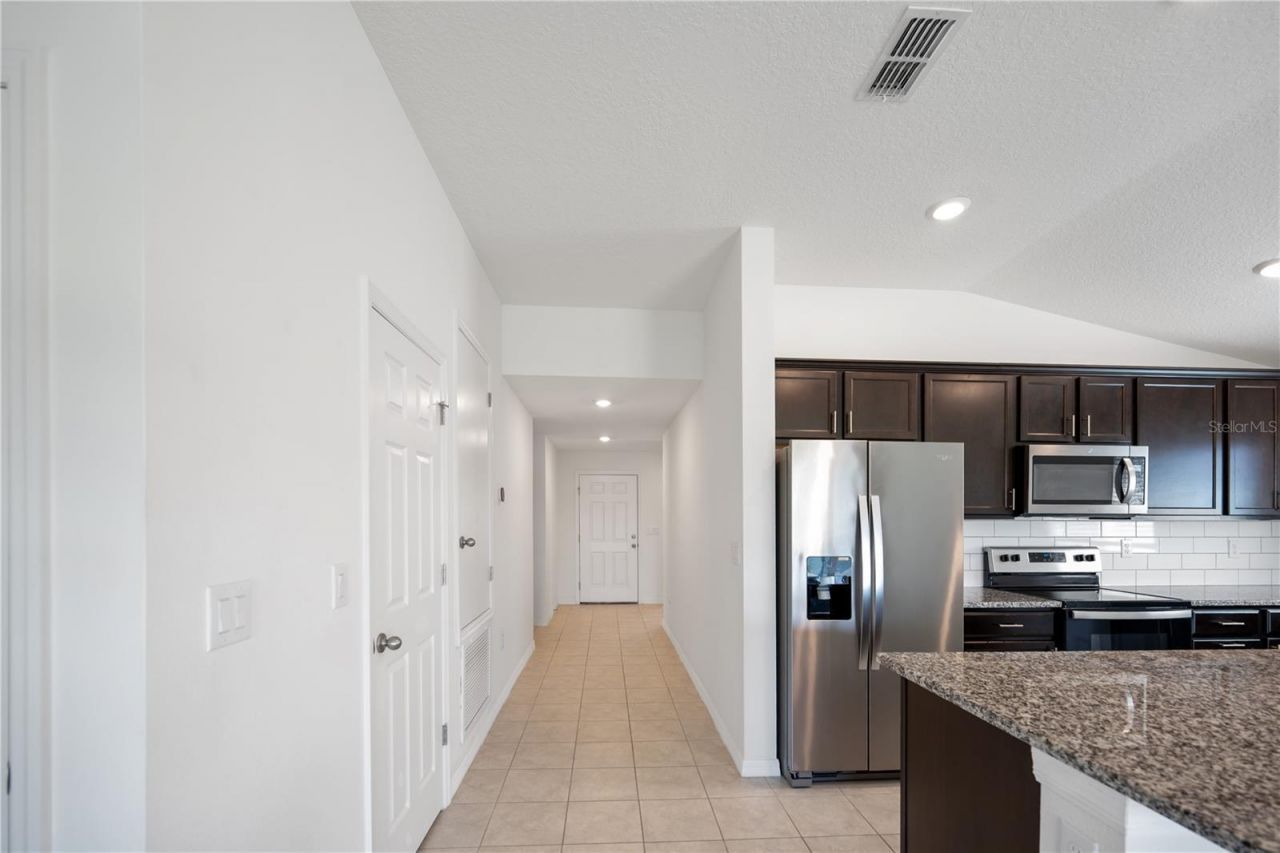 3540 74th Avenue Circle E, Sarasota, FL 34243 Photo