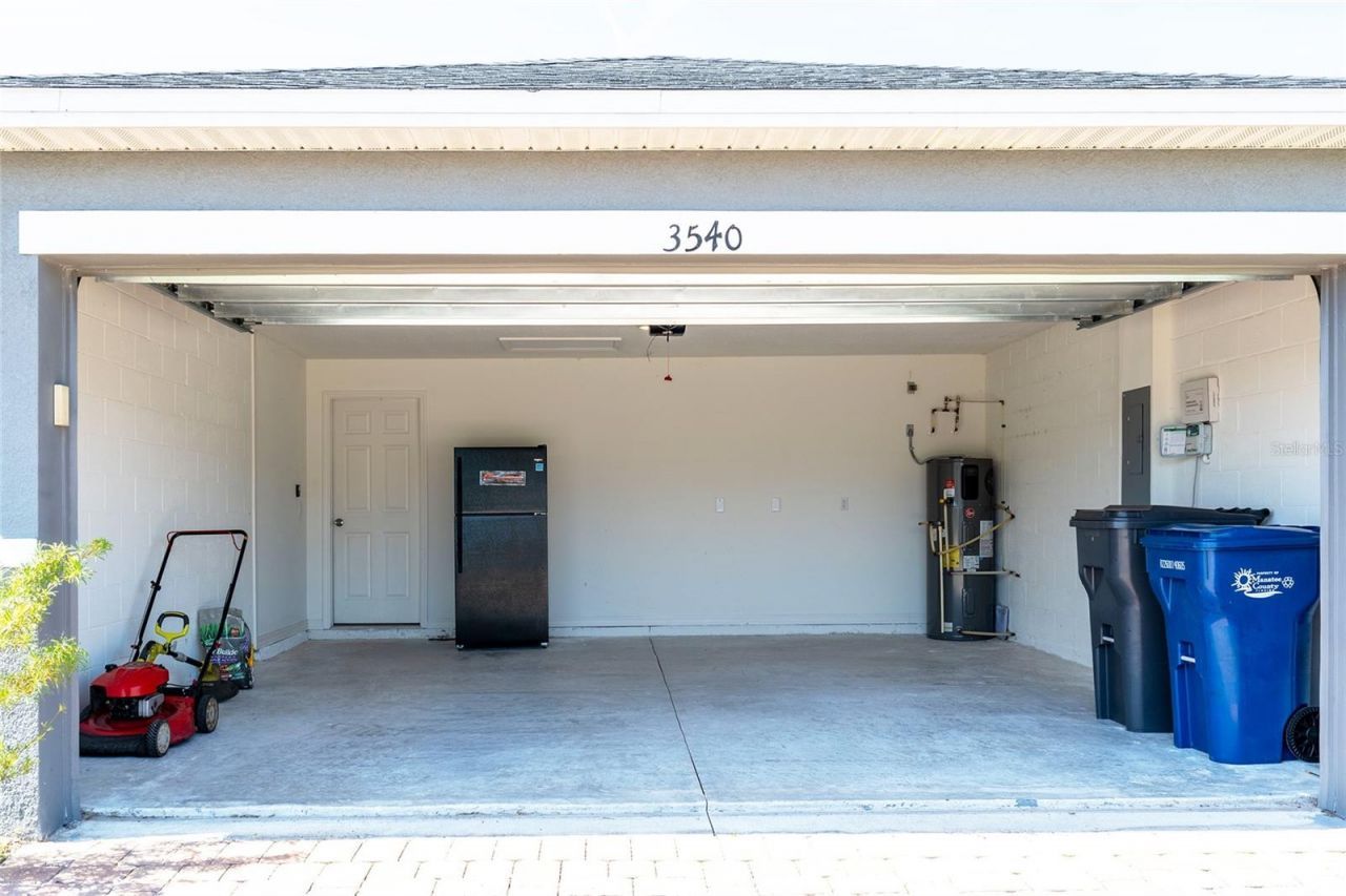 3540 74th Avenue Circle E, Sarasota, FL 34243 Photo