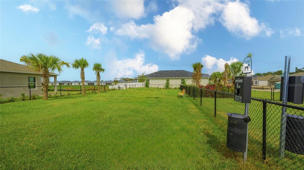 3540 74th Avenue Circle E, Sarasota, FL 34243 Photo