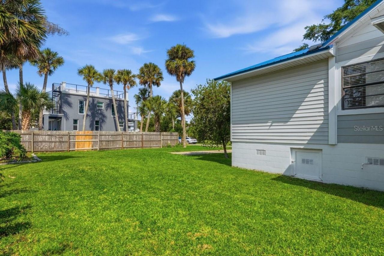 105 Mcdonald Street, South Daytona, FL 32119 Photo