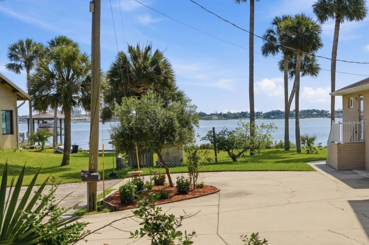 105 Mcdonald Street, South Daytona, FL 32119 Photo