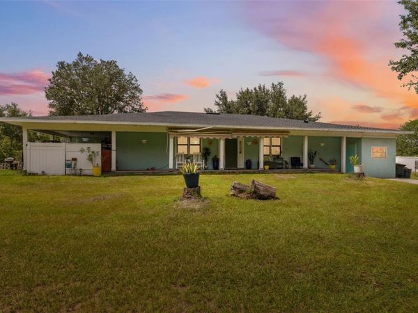4527 REDCOAT DRIVE , WESLEY CHAPEL, FL 33543