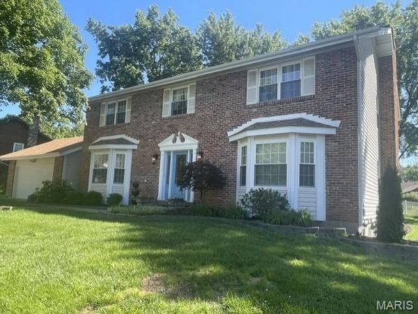 240 Victory Lane, St Charles, MO 63303