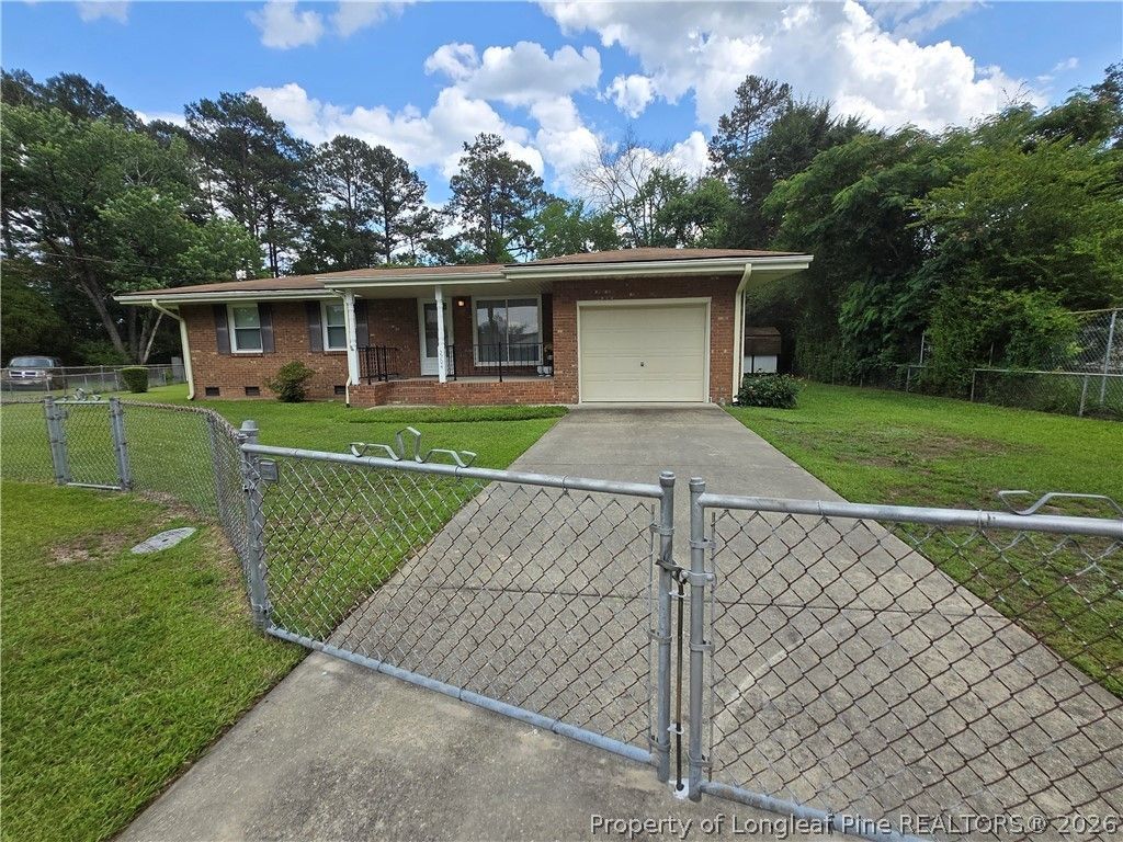 2704 Marvin Circle, Spring Lake, NC 28390 Main Photo