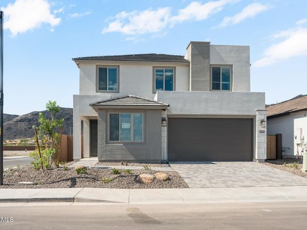 2444 W Silver Fox Way, Phoenix, AZ 85045