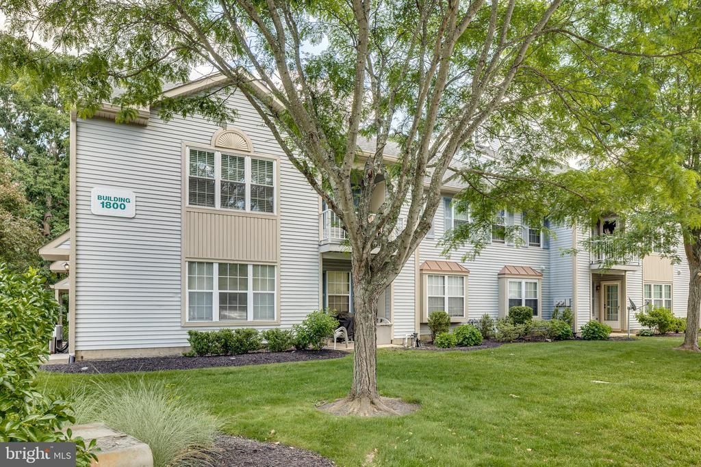 1804b Denham Ct, Mount Laurel, NJ 08054 Main Photo