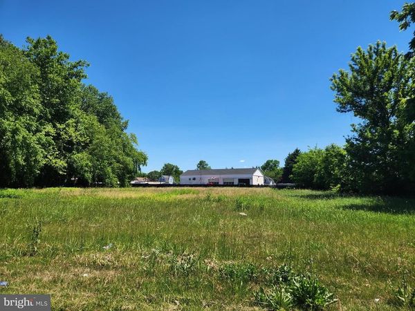 65 CENTRAL AVENUE, HAMILTON, NJ 08610