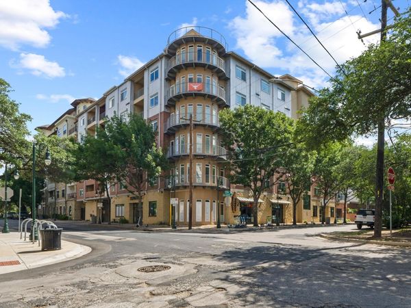 910 W 25th ST, Unit 209, Austin, TX 78705