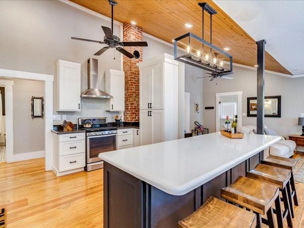 506 Shaw Ave , Fredericksburg, TX 78624
