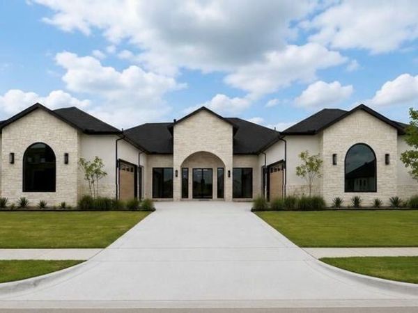 323 Longview Place, Heath, TX 75032