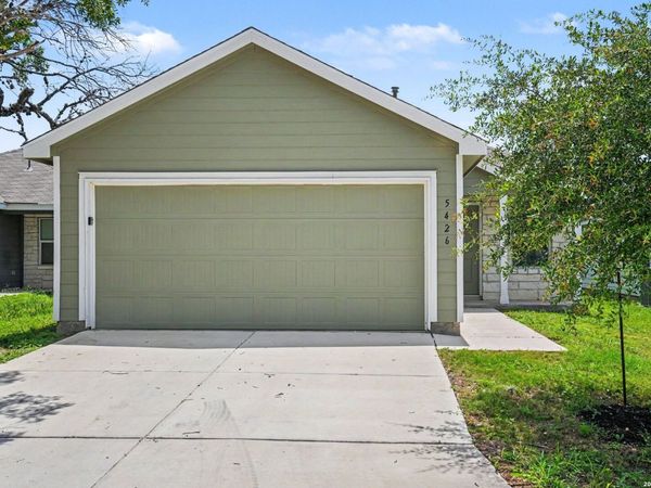 5426 Daphne Path, San Antonio, TX 78253
