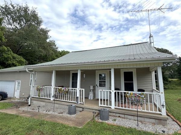 423 Old Greenhill Road , Alvaton, KY 42122