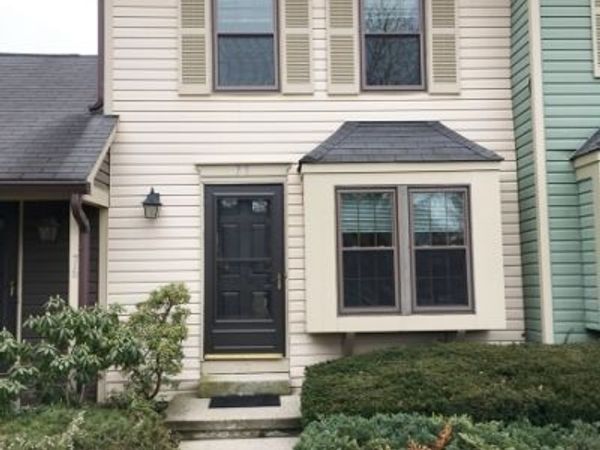 77 Wood Duck Ct, Allamuchy, NJ 07840