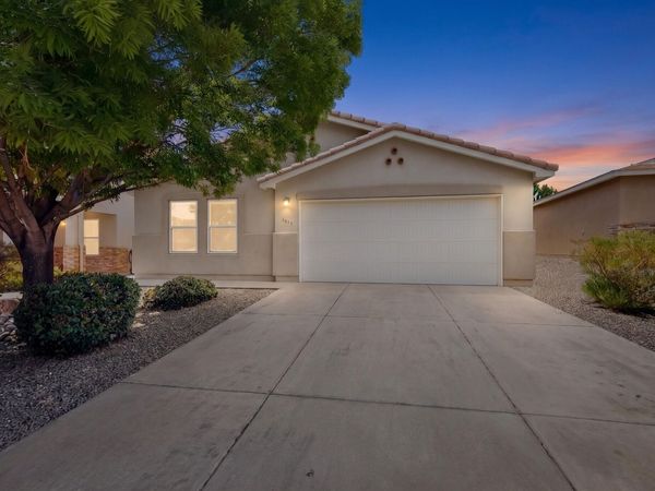 1317 Maple Meadows Drive NE, Rio Rancho, NM 87144