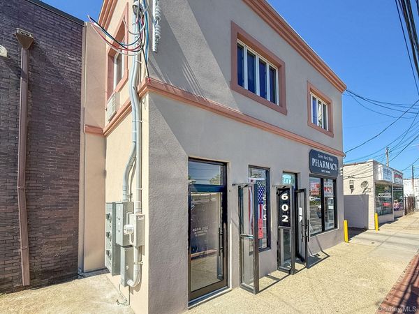 Unit 2, Lynbrook, NY 11563