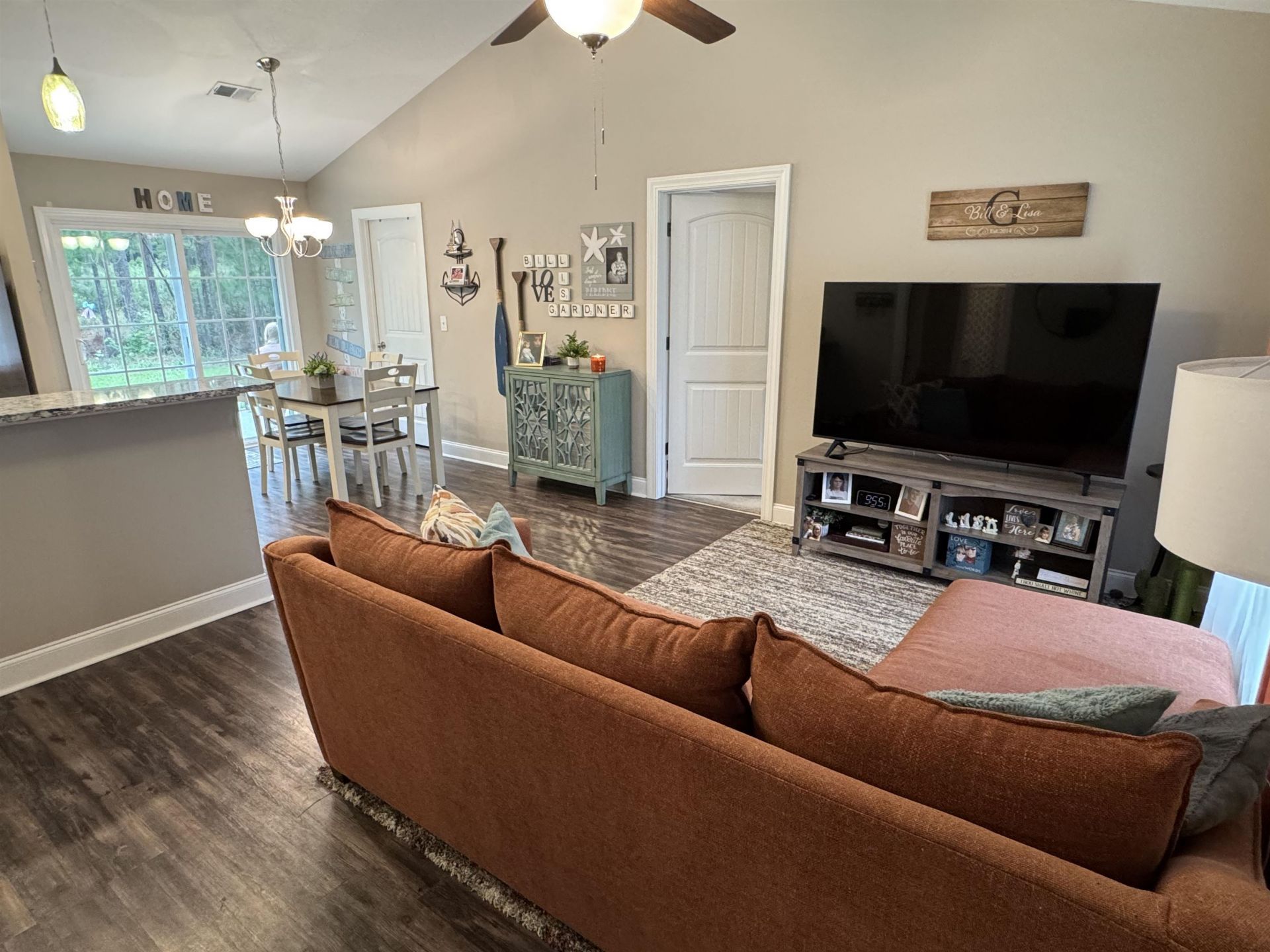 111 Berkman Ct. Photo 24