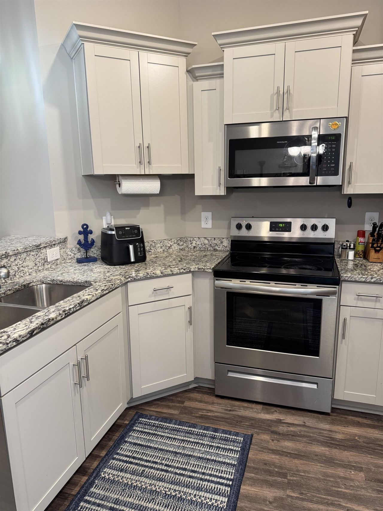 111 Berkman Ct. Photo 32
